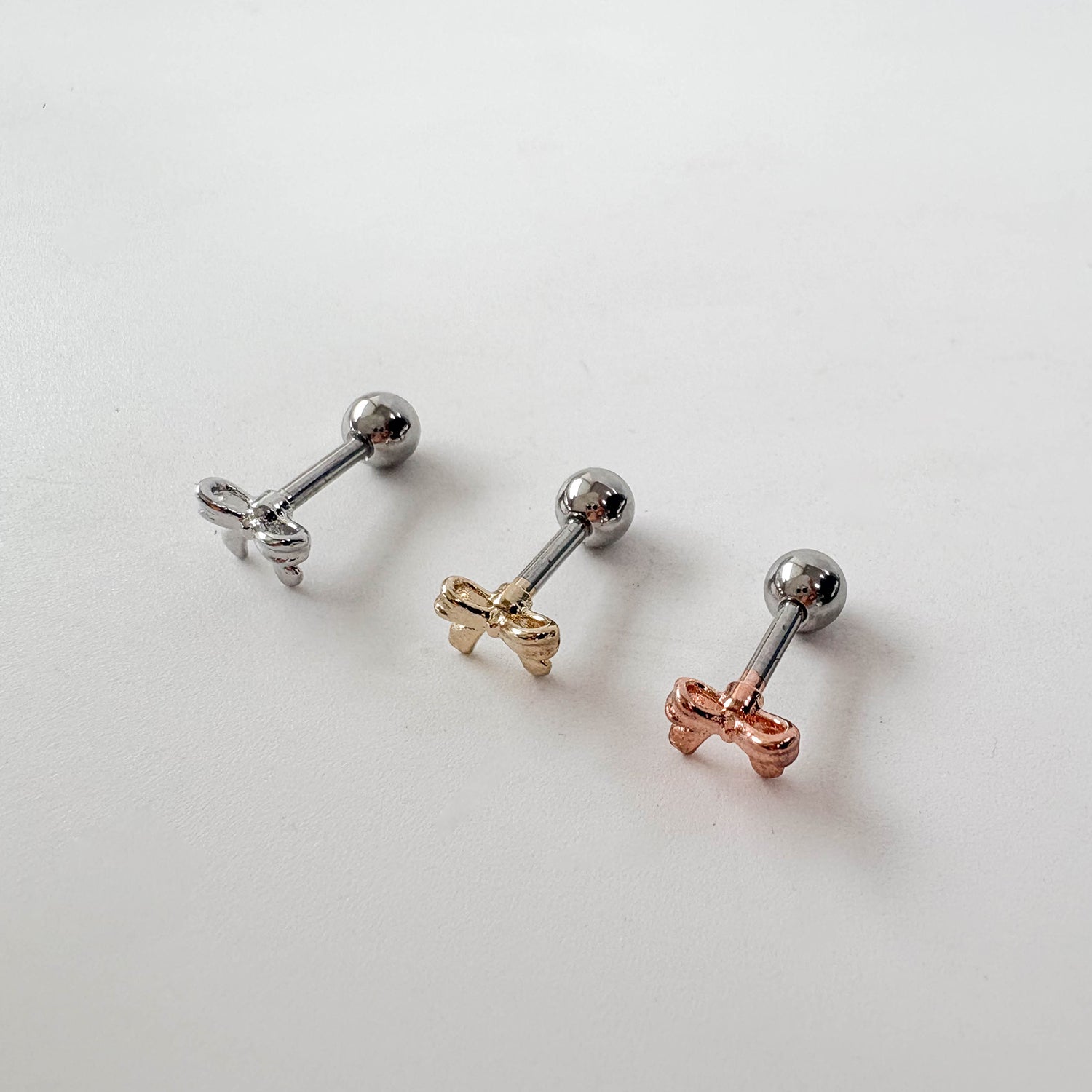 theminis リボン 真鍮 ピアス シンプルピアス mn 185