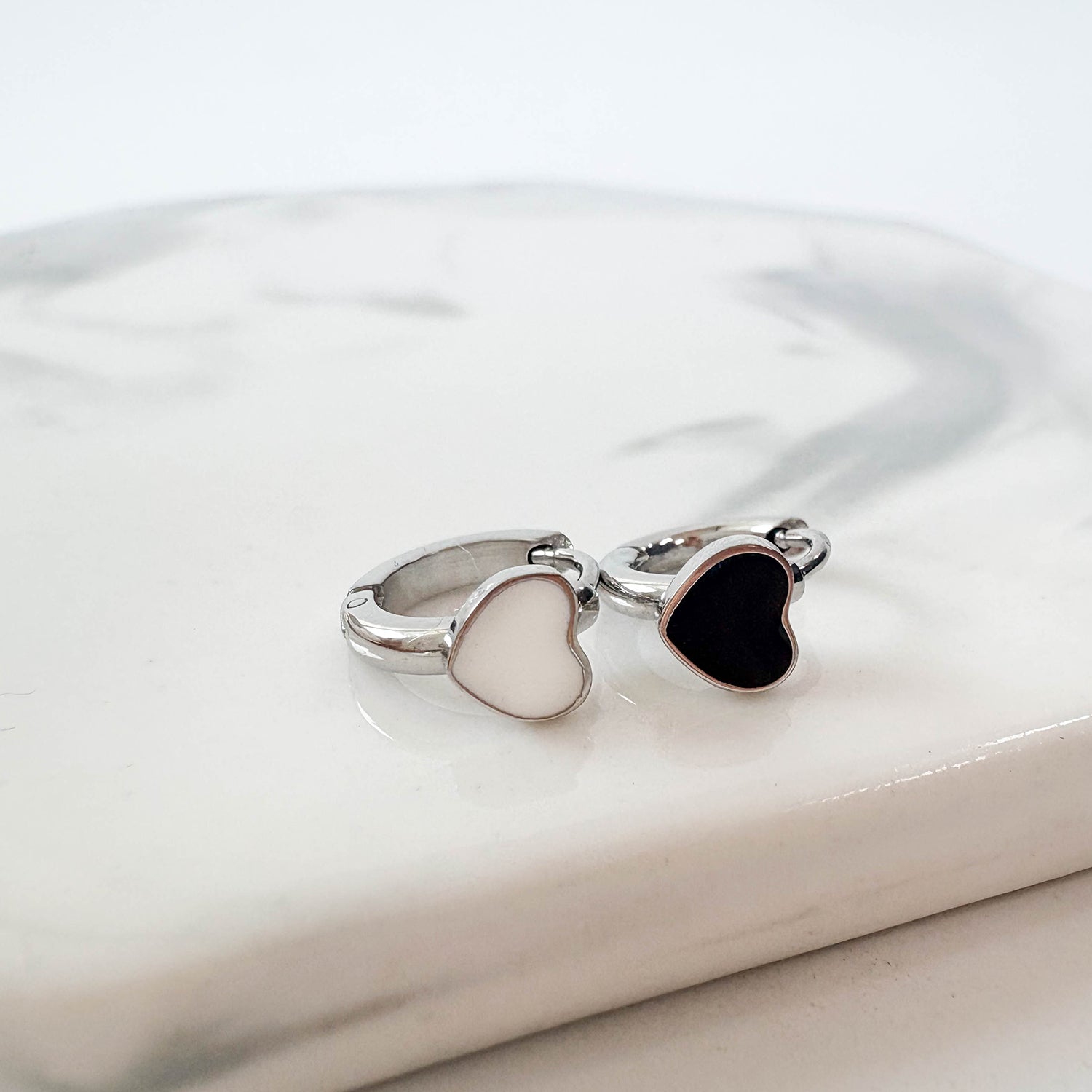 theminis ハート リング ピアス 金属アレルギー対応ピアス b3 133