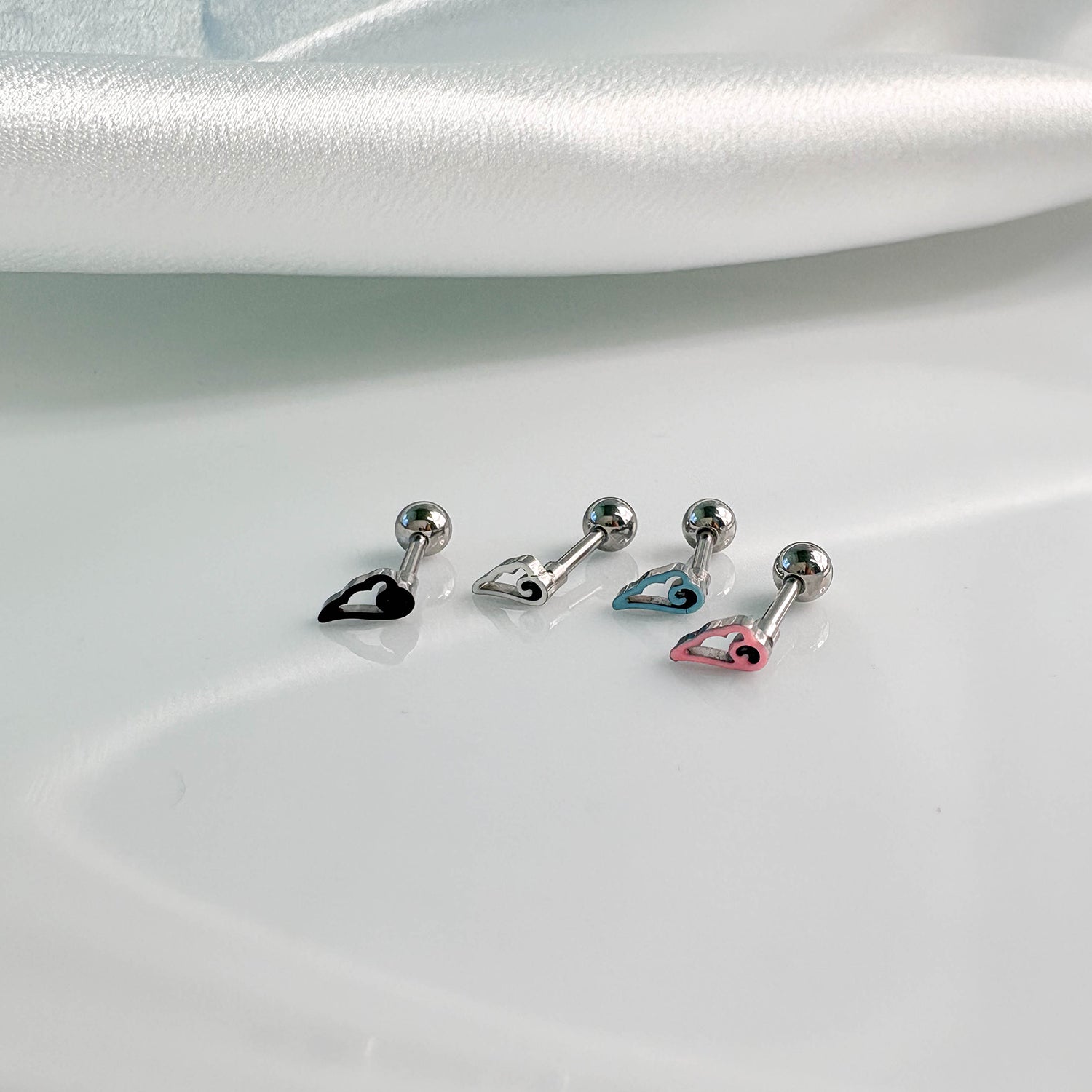 theminis エンジェル ハート サージカルステンレス ピアス つけっぱなしピアス b3 119