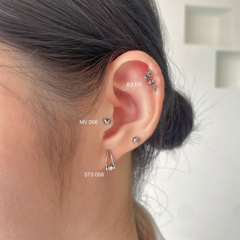 ダミニスエンティックフラワーサージカルピアス