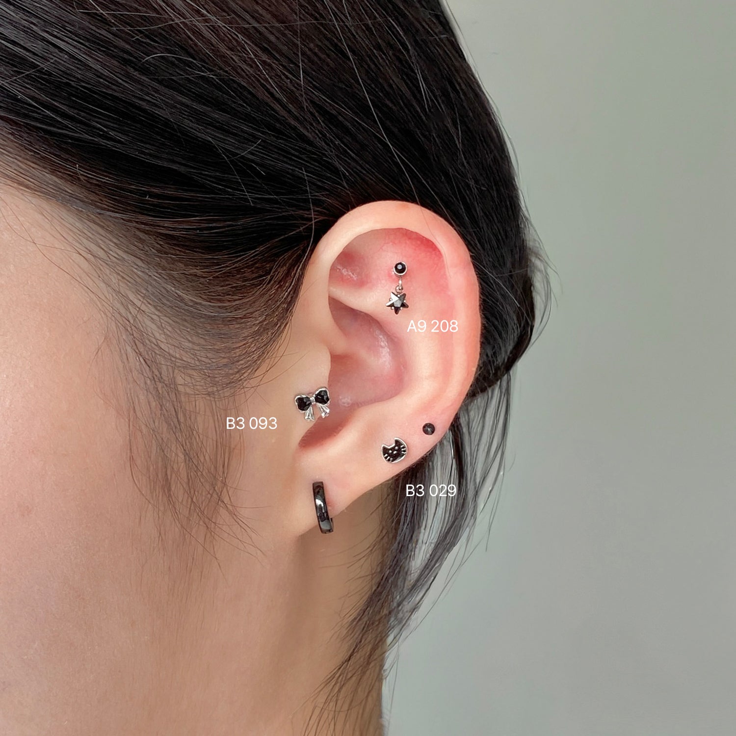 B3 029 サージカルエポキシミニ猫ピアス