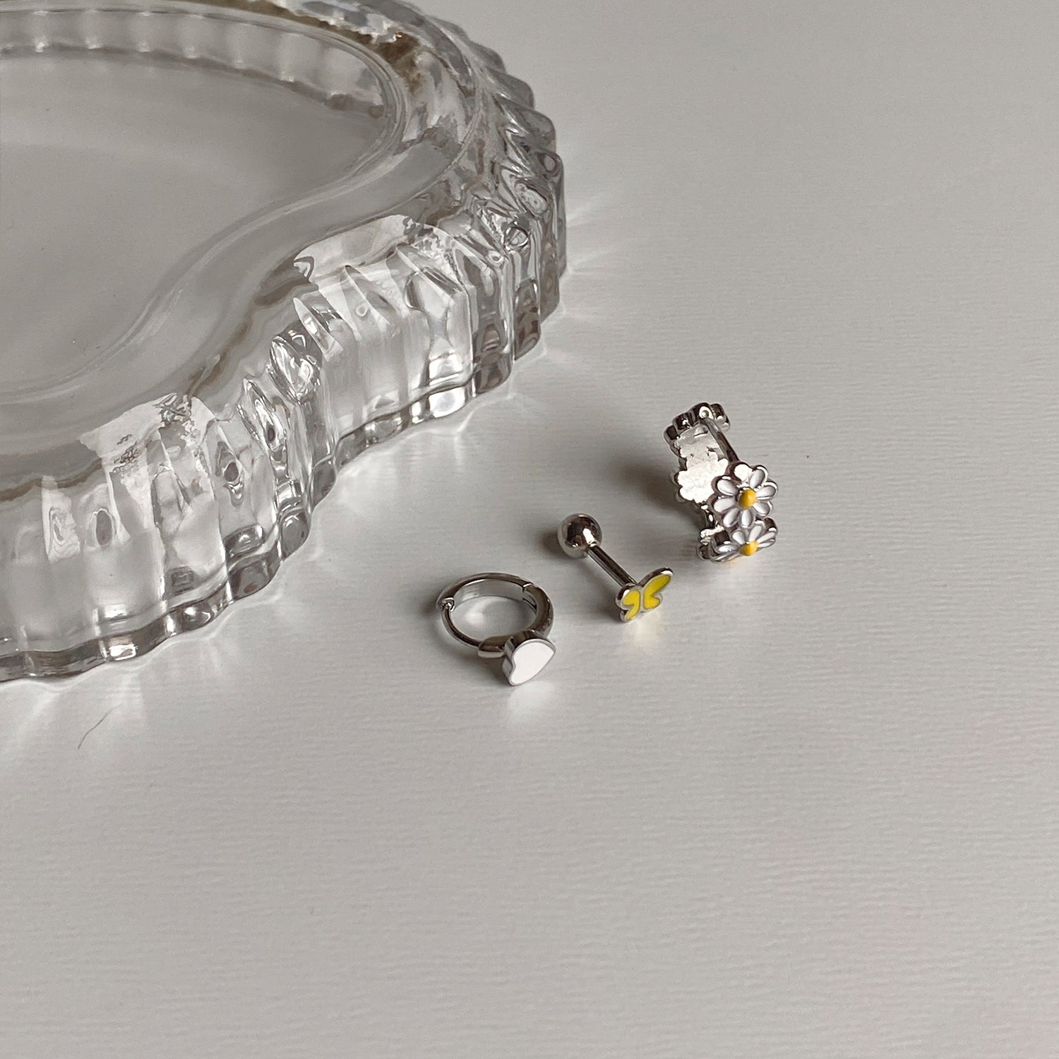 SET-011 サージカルエポキシフラワー蝶ハートリングピアスセット [3pcs]