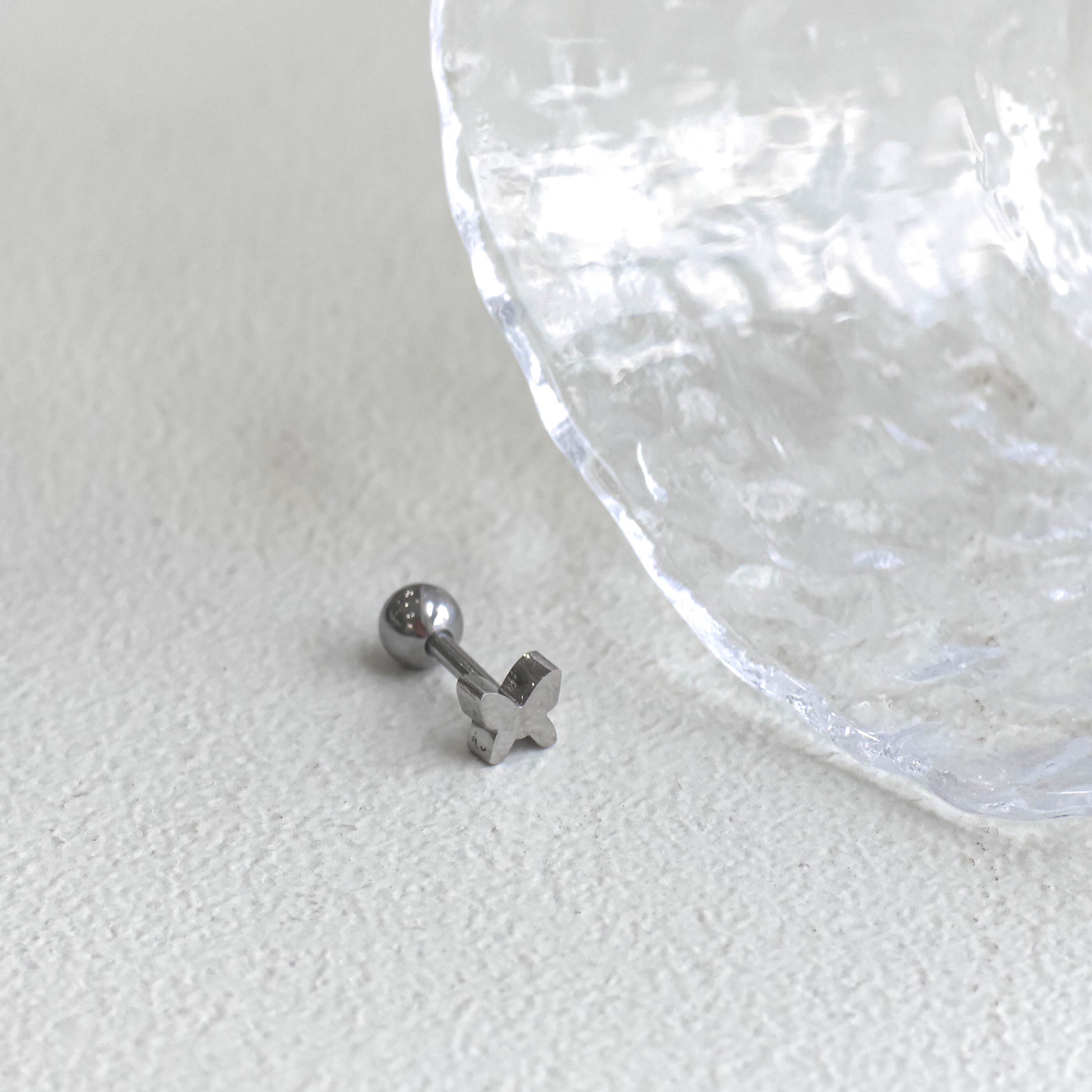 theminis シンプル ミニ 蝶 サージカルステンレスピアス 金属アレルギー対応ピアス a9 142