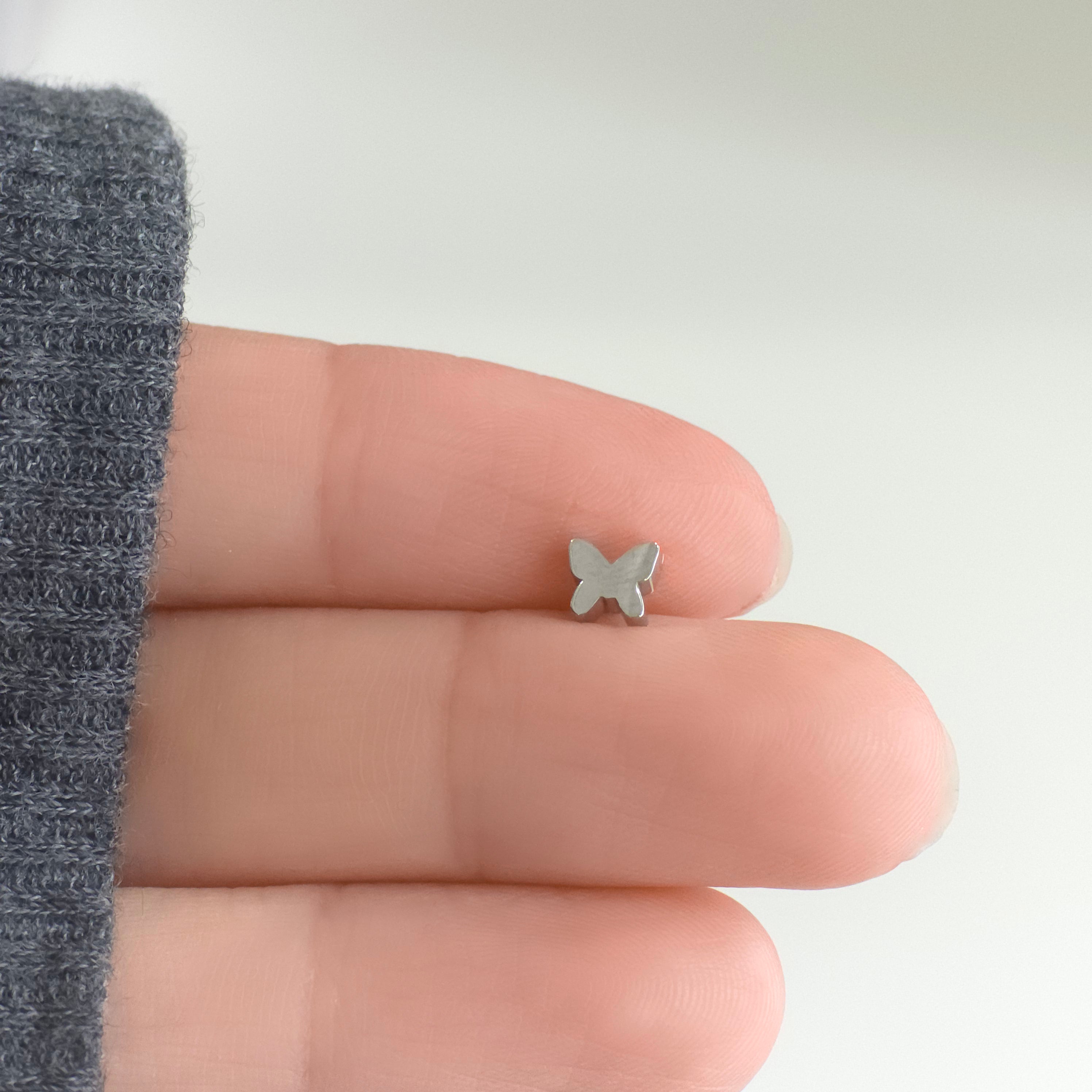 theminis シンプル ミニ 蝶 サージカルステンレスピアス 金属アレルギー対応ピアス a9 142